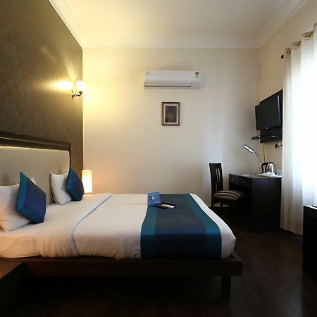 Fabhotel Aashray Nehru Place New Delhi Ngoại thất bức ảnh